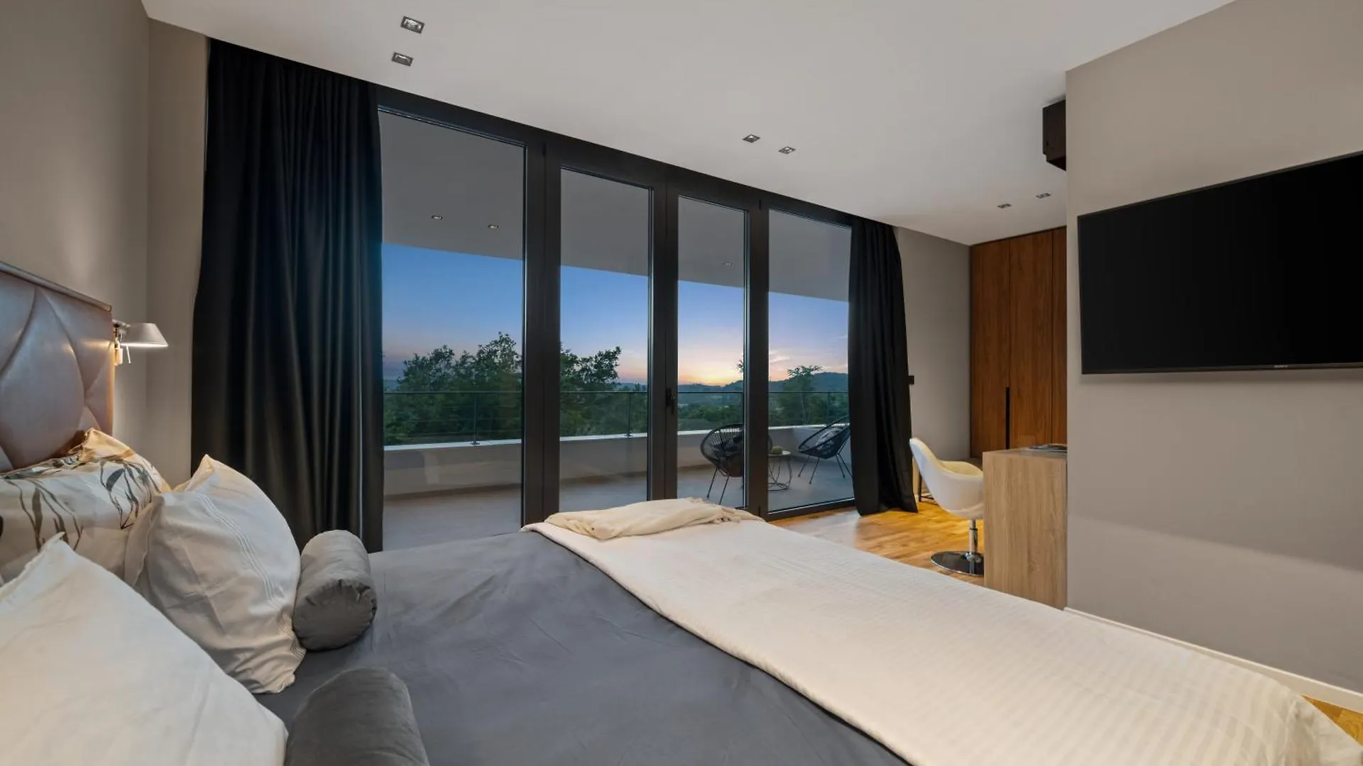 Villa She Luxury By Istrialux Groznjan Croatia